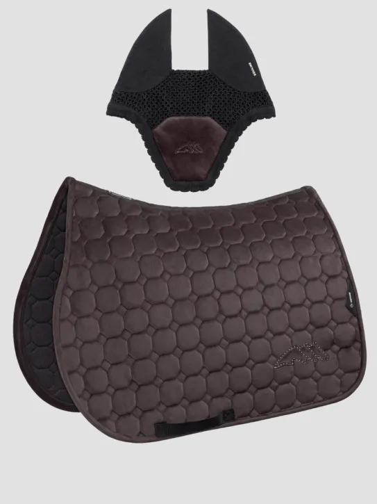 Equiline EQGaulo Dressurschabracke Velvet mit Fliegenohren Coffee Bean