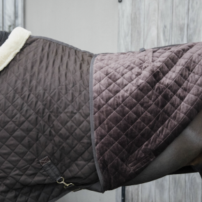 Kentucky Turnierdecke Show Rug Braun